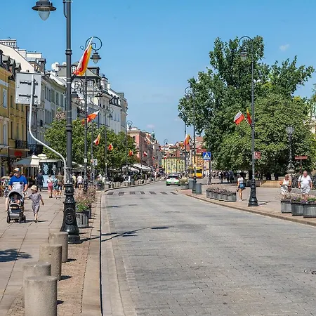 Apartman Krakowskie Przedmiescie 19 - 600m Od Zamku Krolewskiego - 50m Od Palacu Prezydenckiego - 800m Od Stacji Metra Nowy Swiat - Better Varsó