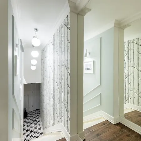 Krakowskie Przedmiescie 19 - 600m Od Zamku Krolewskiego - 50m Od Palacu Prezydenckiego - 800m Od Stacji Metra Nowy Swiat - Better Apartman *