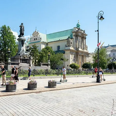 Krakowskie Przedmiescie 19: Royal Proximity Warsaw