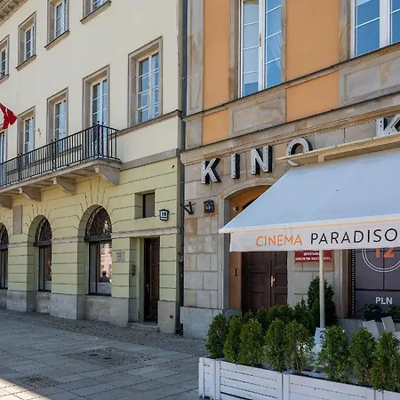 Krakowskie Przedmiescie 19 - 600m Od Zamku Krolewskiego - 50m Od Palacu Prezydenckiego - 800m Od Stacji Metra Nowy Swiat - Better